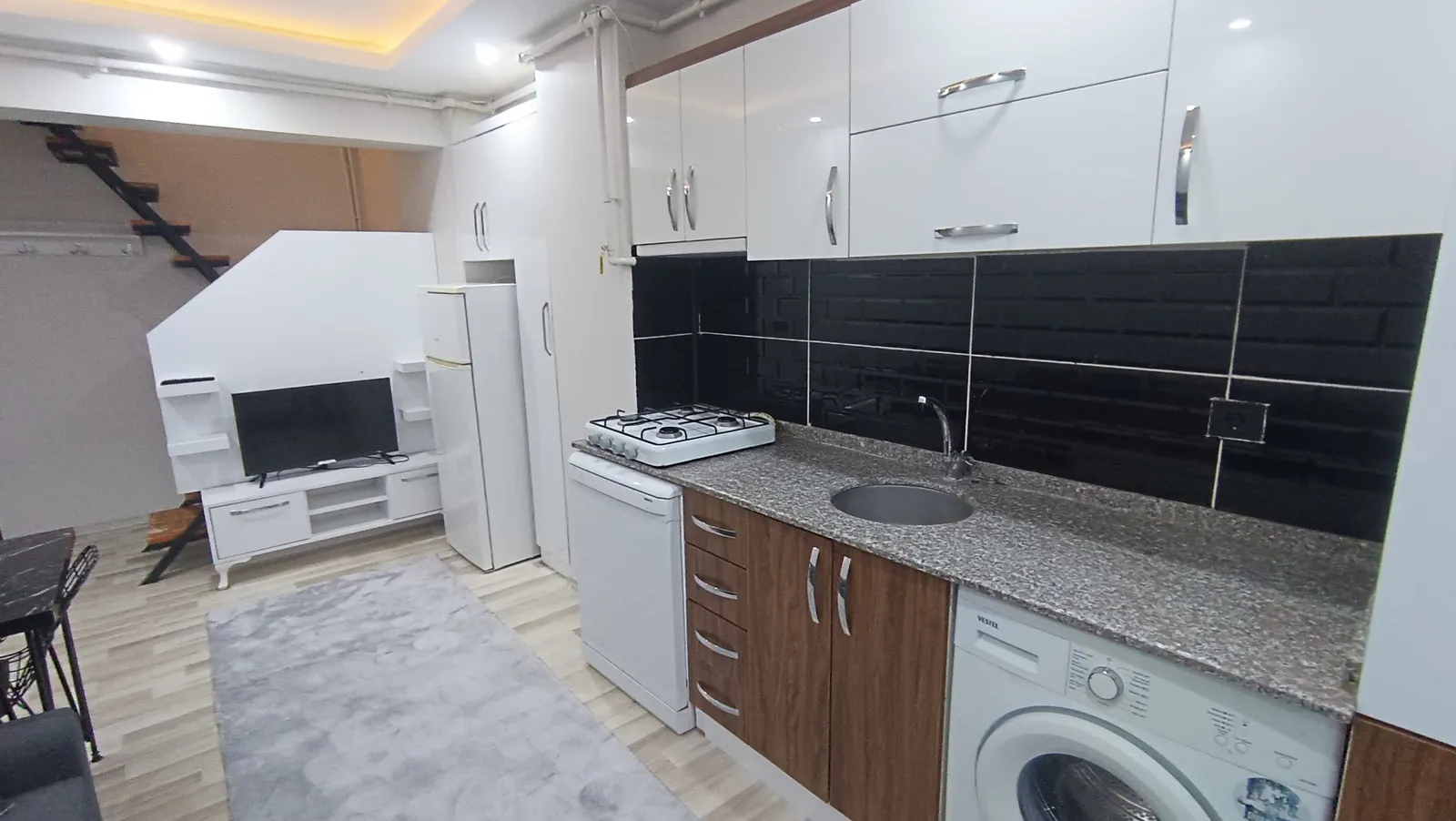 İNCİLİPİNAR'DA 1+1 (DEPOZİTOSUZ) GENİŞ TERASLI DUBLEKS küçük 8
