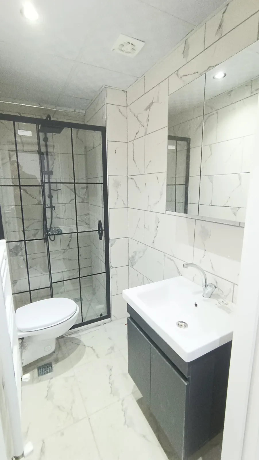 SARAYLAR'DA 2+1 APART SIFIR EŞYALI (KLİMALI) küçük 7