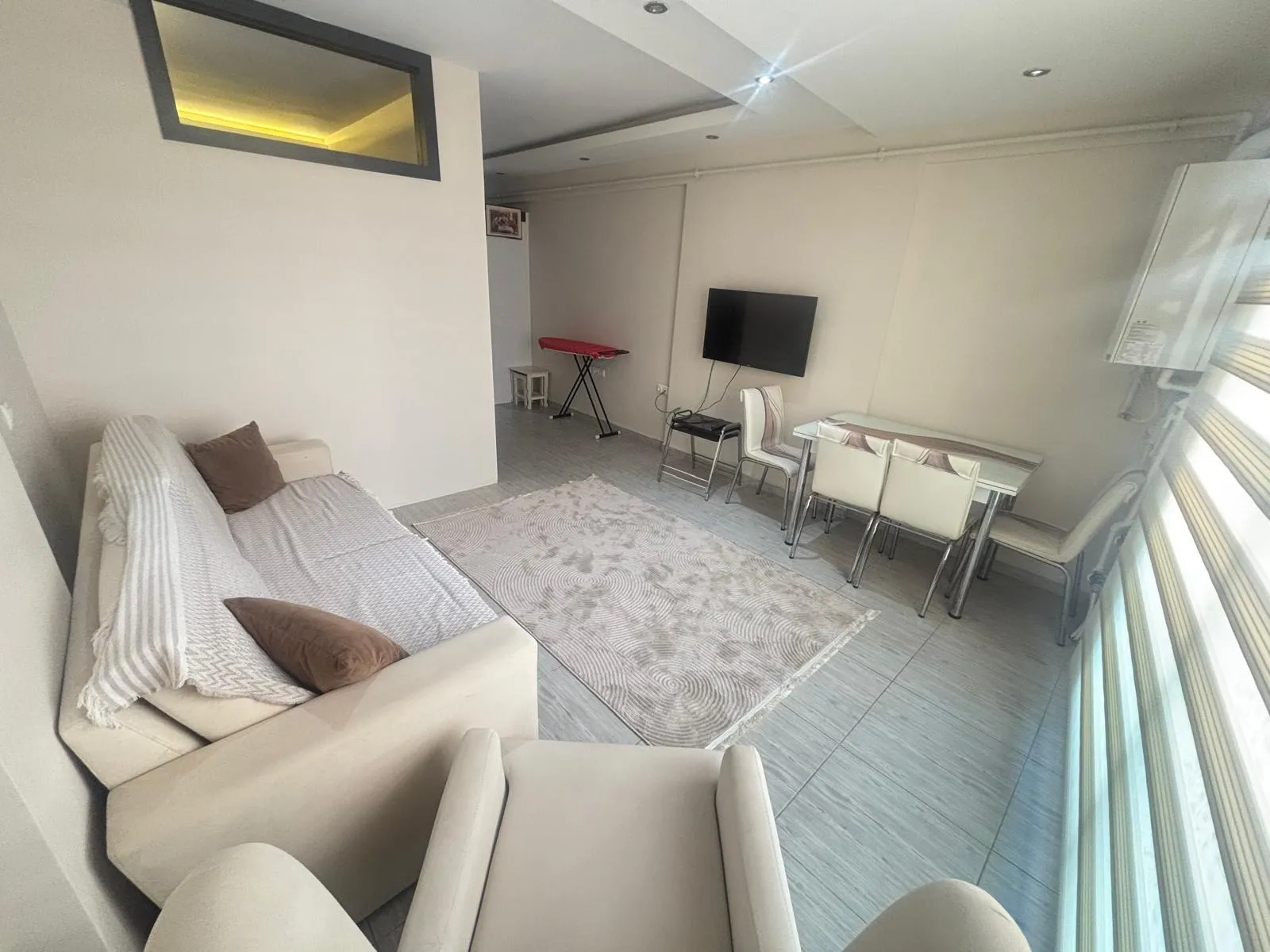 ATALAR'DA 1+1 KLİMALI (ARA KATTA) APART DAİRE küçük 3