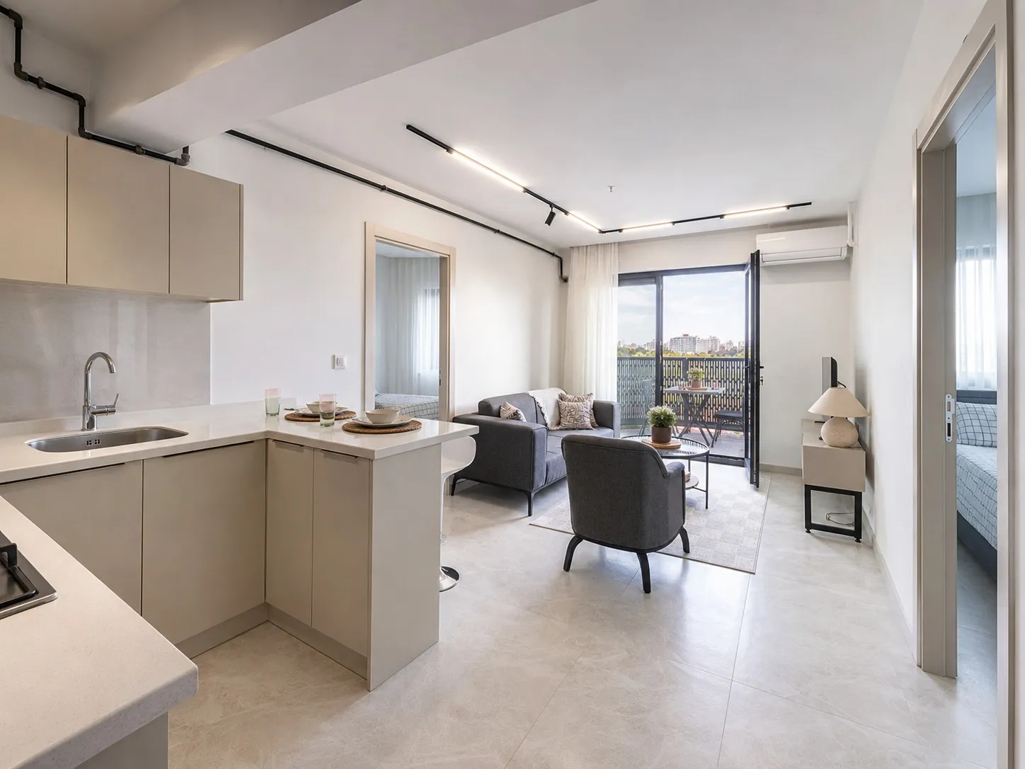 Bagbaşı satılık 1+1 apart küçük 2