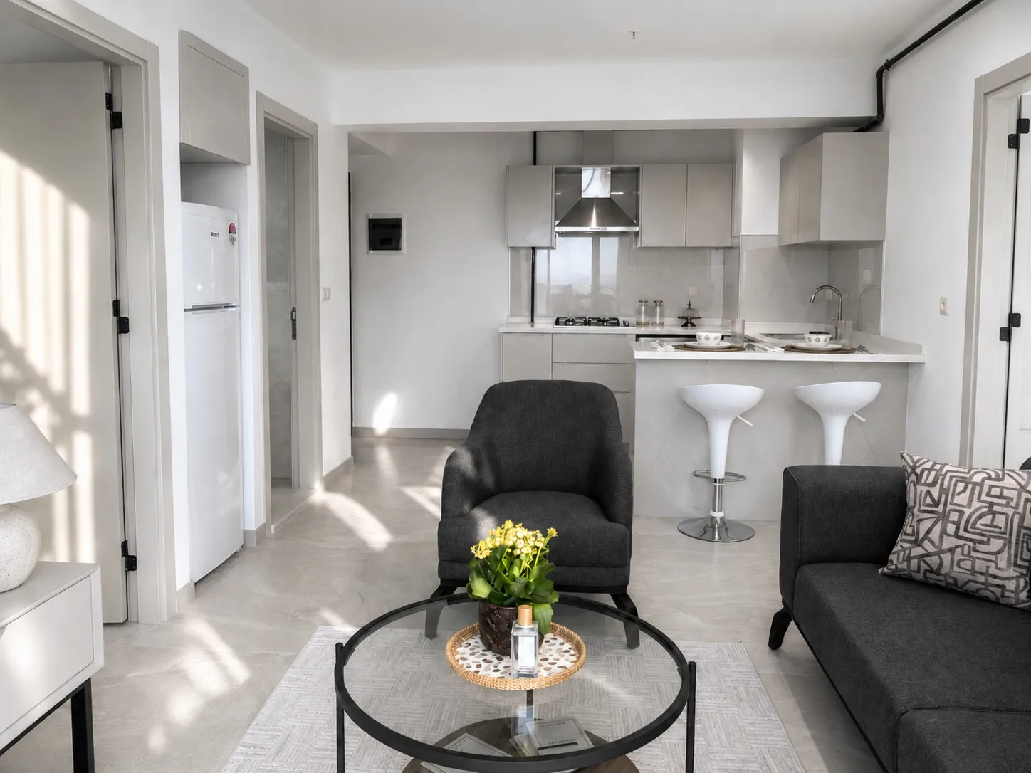 Bagbaşı satılık 1+1 apart küçük 11