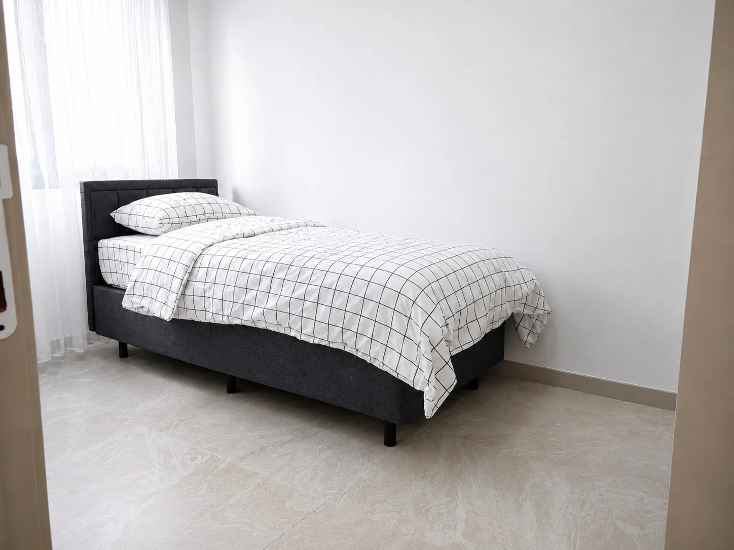 Bagbaşı satılık 1+1 apart küçük 14