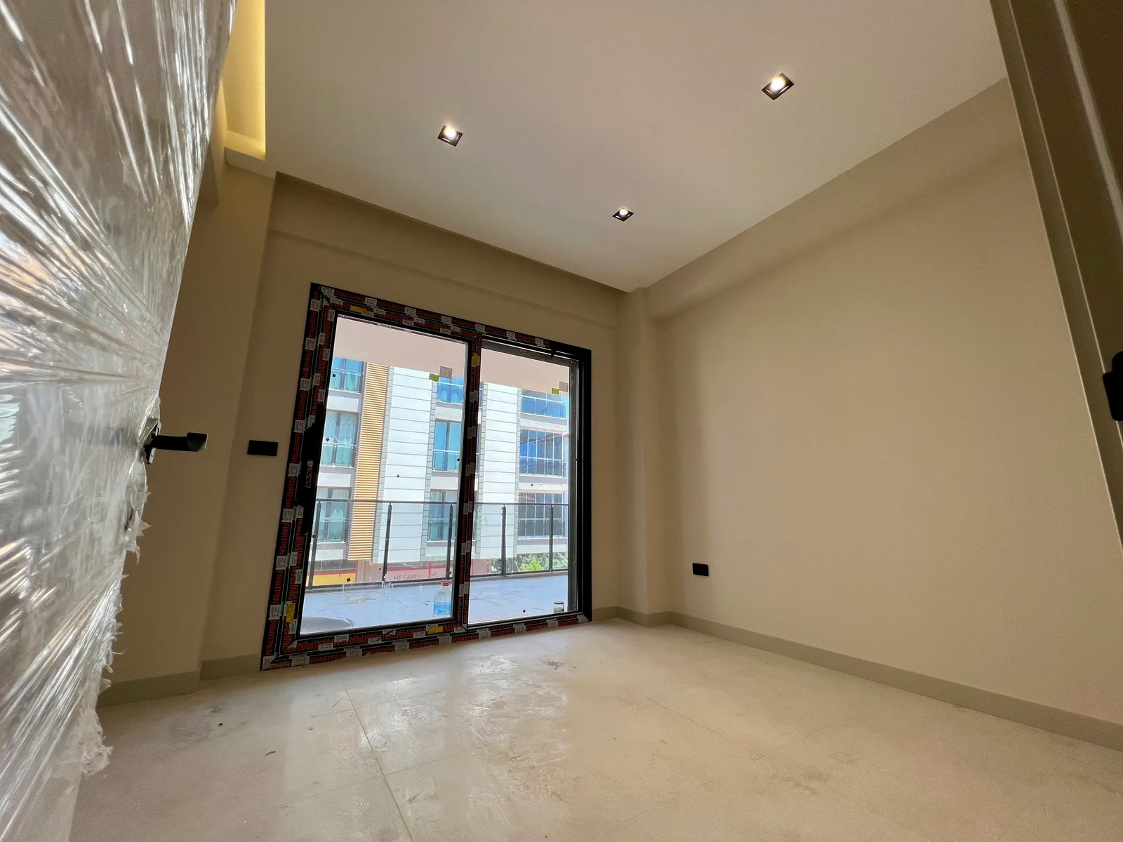 Adalet Mahallesi’nde 3 Cephesi Caddeye Açık Manzara: Akıllı Altyapılı Sıfır 162 m² Ultra Lüks 3+1! küçük 7