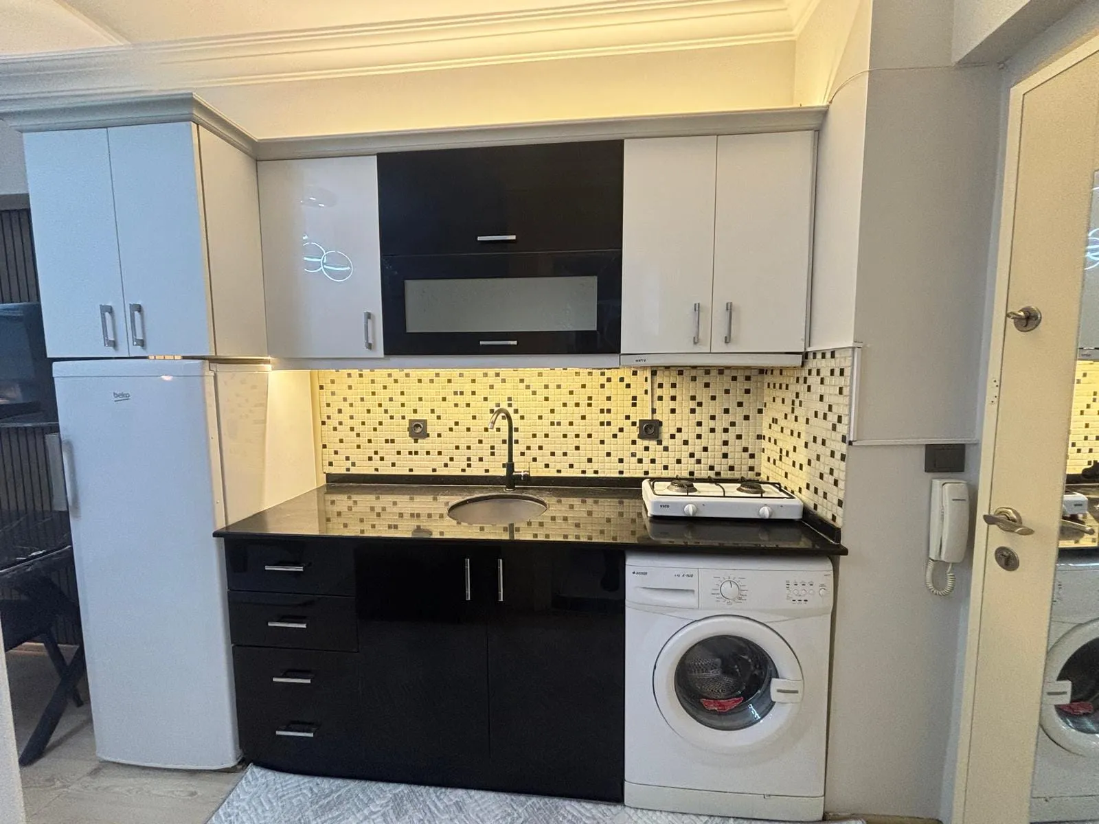 KINIKLI'DA 1+1 (DEPOZİTOSUZ) SIFIR EŞYALI küçük 6