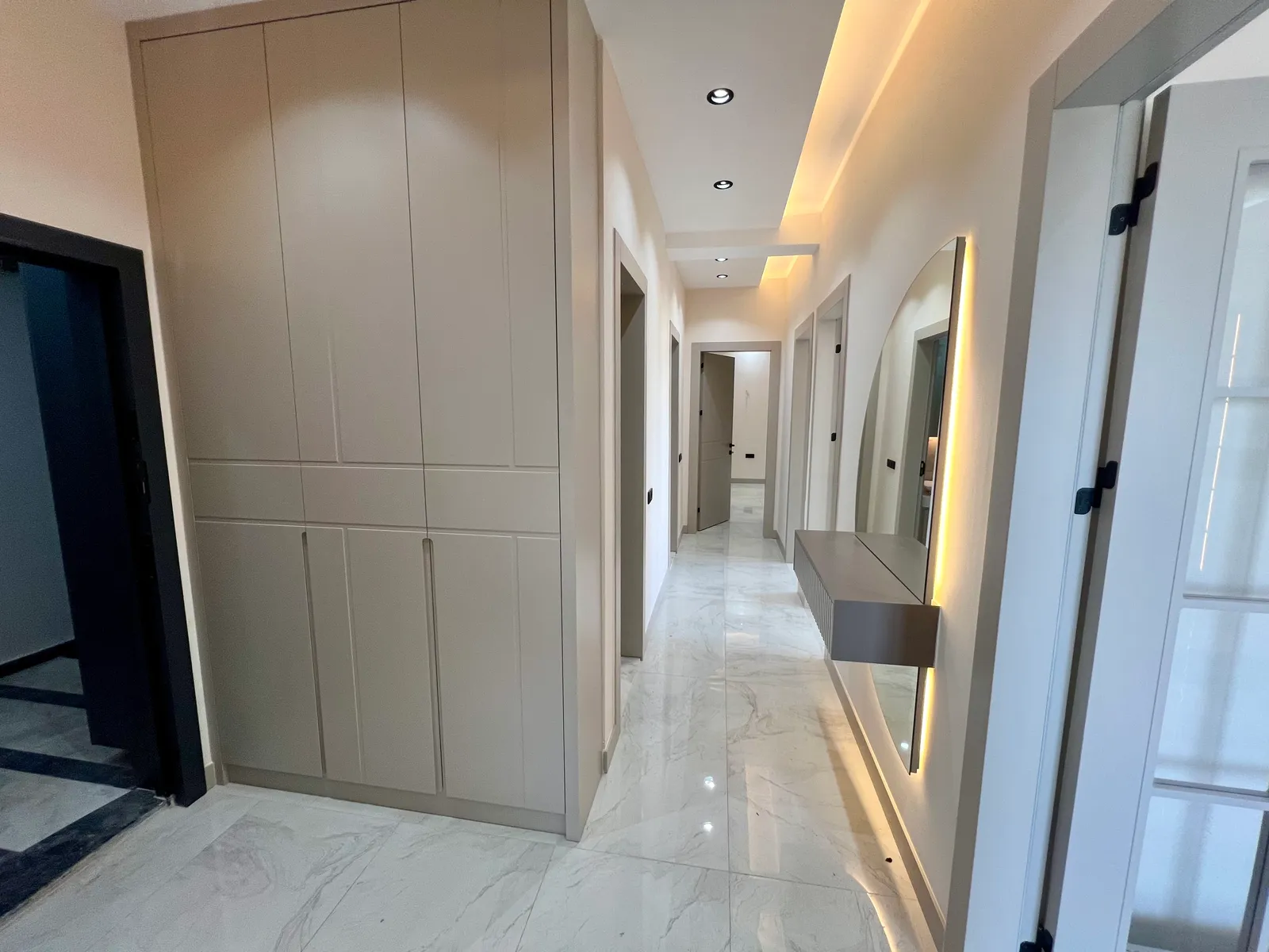 Yenişafak’ta Resort Konsepti: Otomatik Panjurlu ve Akıllı Ev Altyapılı Lüks 2+1 ve 3+1 Seçenekleri! küçük 6