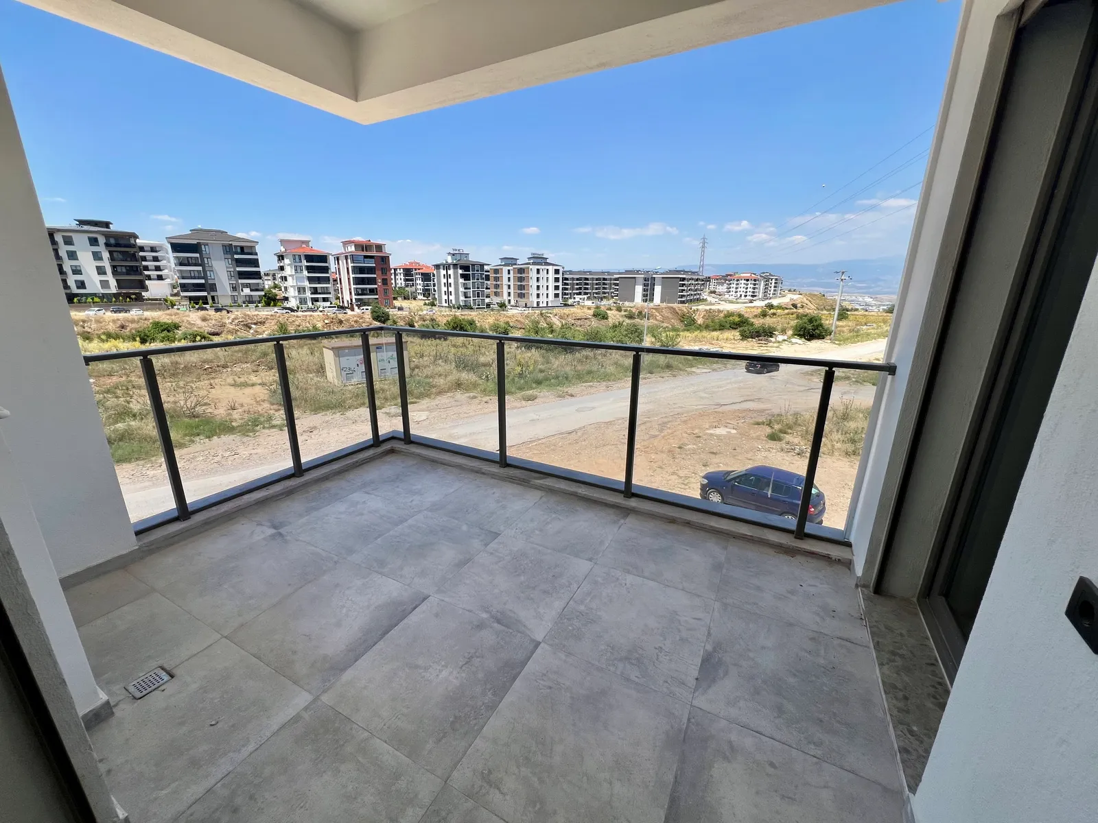 Yenişafak’ta Resort Konsepti: Otomatik Panjurlu ve Akıllı Ev Altyapılı Lüks 2+1 ve 3+1 Seçenekleri! küçük 9