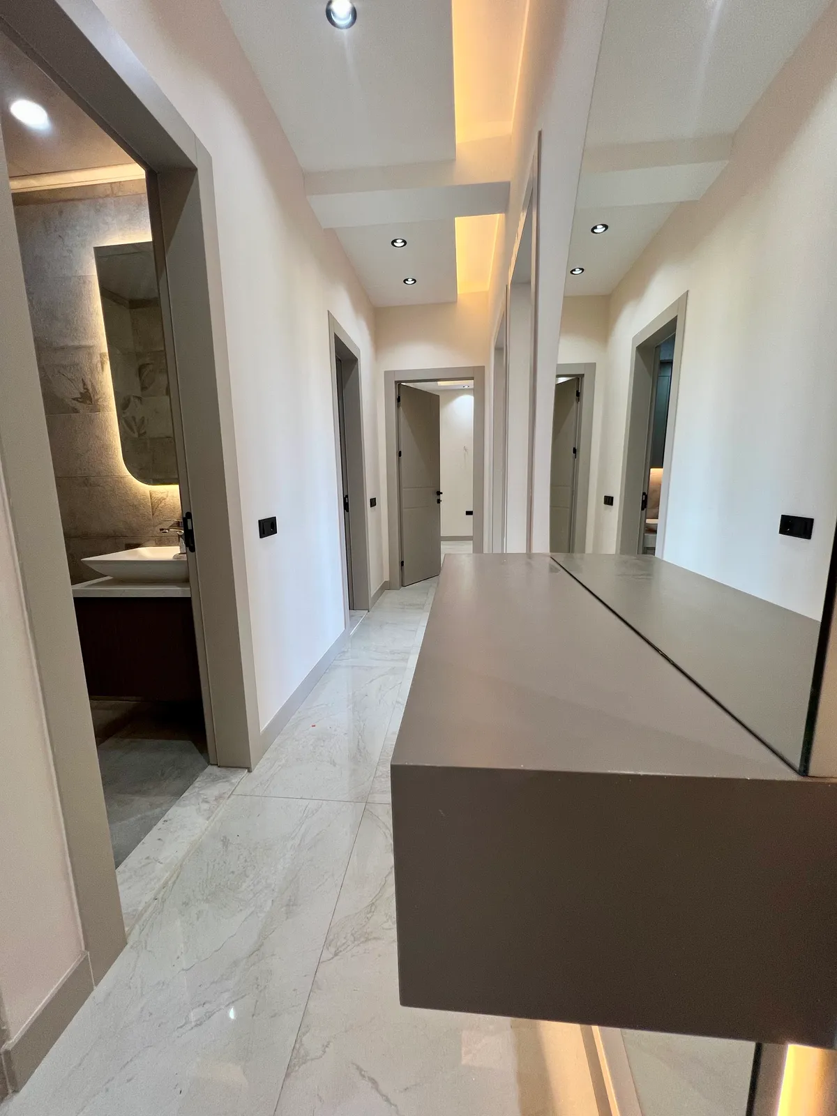 Yenişafak’ta Resort Konsepti: Otomatik Panjurlu ve Akıllı Ev Altyapılı Lüks 2+1 ve 3+1 Seçenekleri! küçük 10