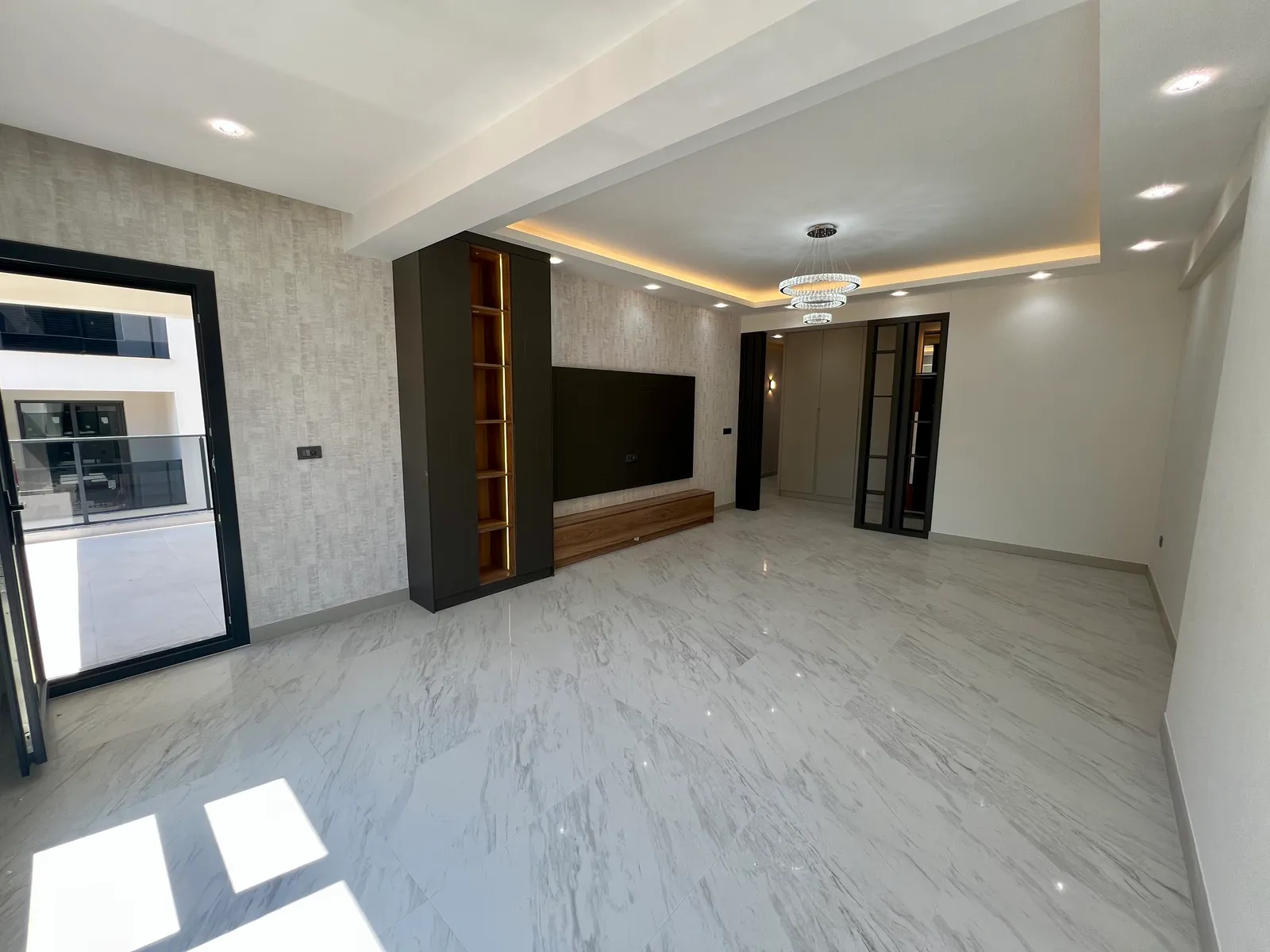Karahasanlı’da Akıllı Lüksün Yeni Tanımı: Havuzlu Konsept Sitede Satılık Sıfır 175 m² 3+1 Daireler! küçük 4