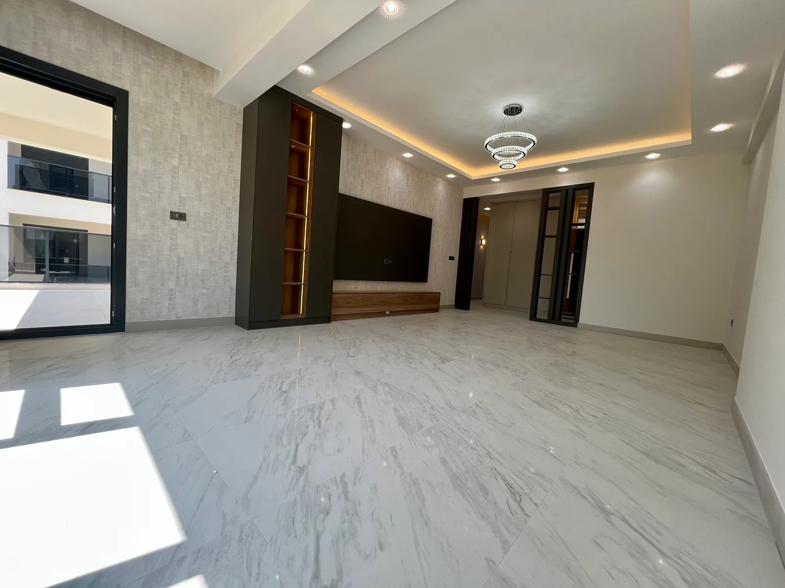 Karahasanlı’da Akıllı Lüksün Yeni Tanımı: Havuzlu Konsept Sitede Satılık Sıfır 175 m² 3+1 Daireler! küçük 5