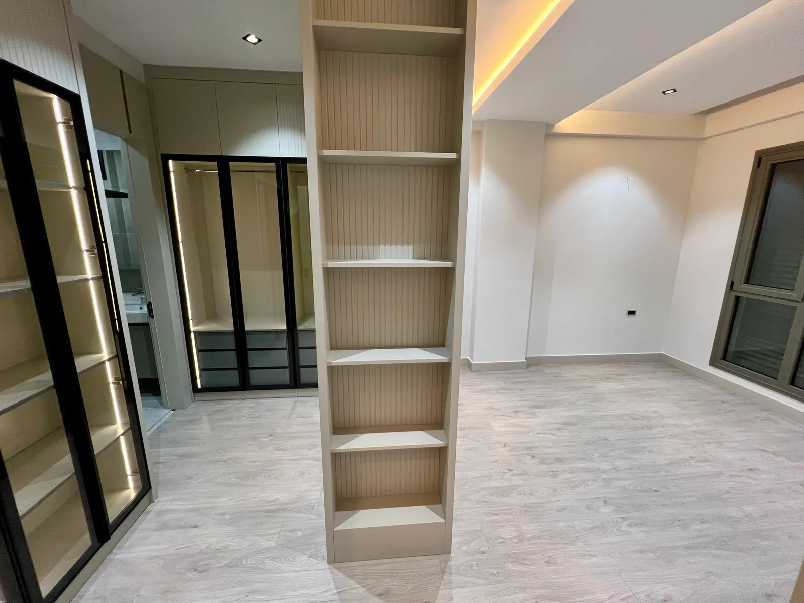 1200 Evler’de Çıtayı Yükseltiyoruz: Parmak İziyle Girilen, Balkonunda Kahve Köşesi Olan Ultra Lüks 3,5+1! küçük 19