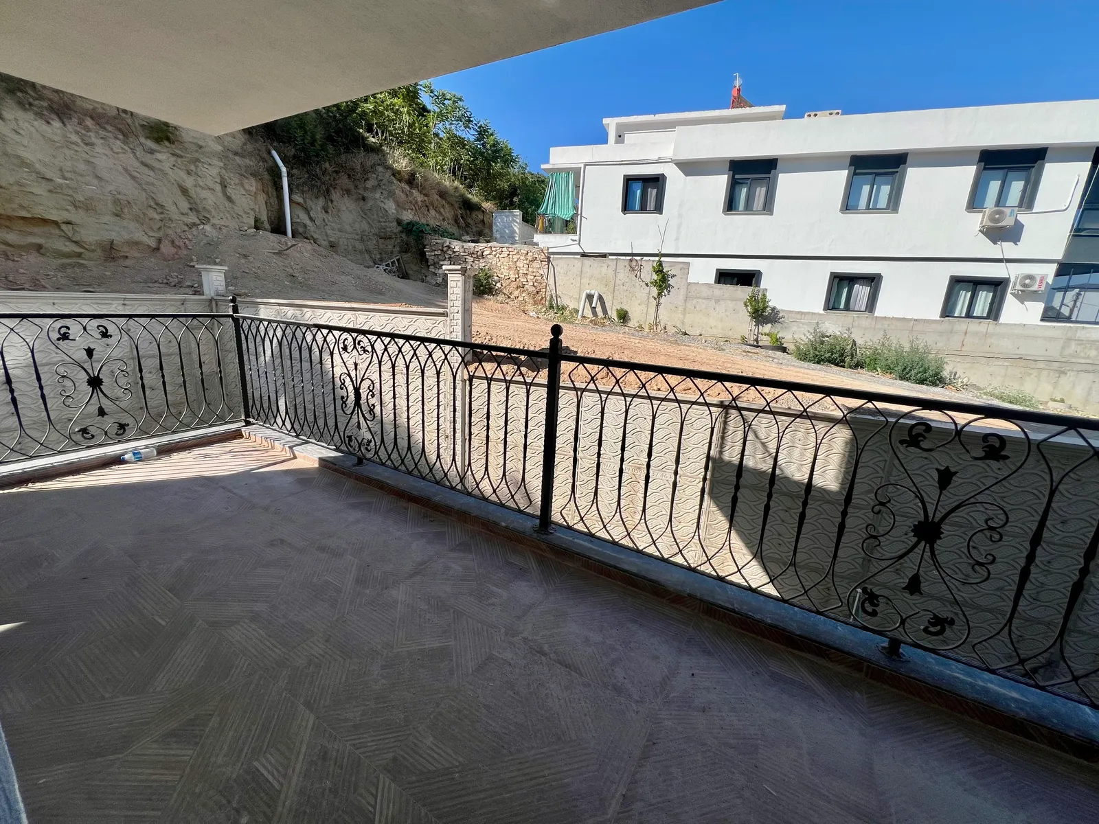 Gümüşçay’ın En Havadar Noktasında Çift Cephesi Açık: Kat ve Cephe Seçenekli Sıfır 90 m² 2+1 Daireler! küçük 9
