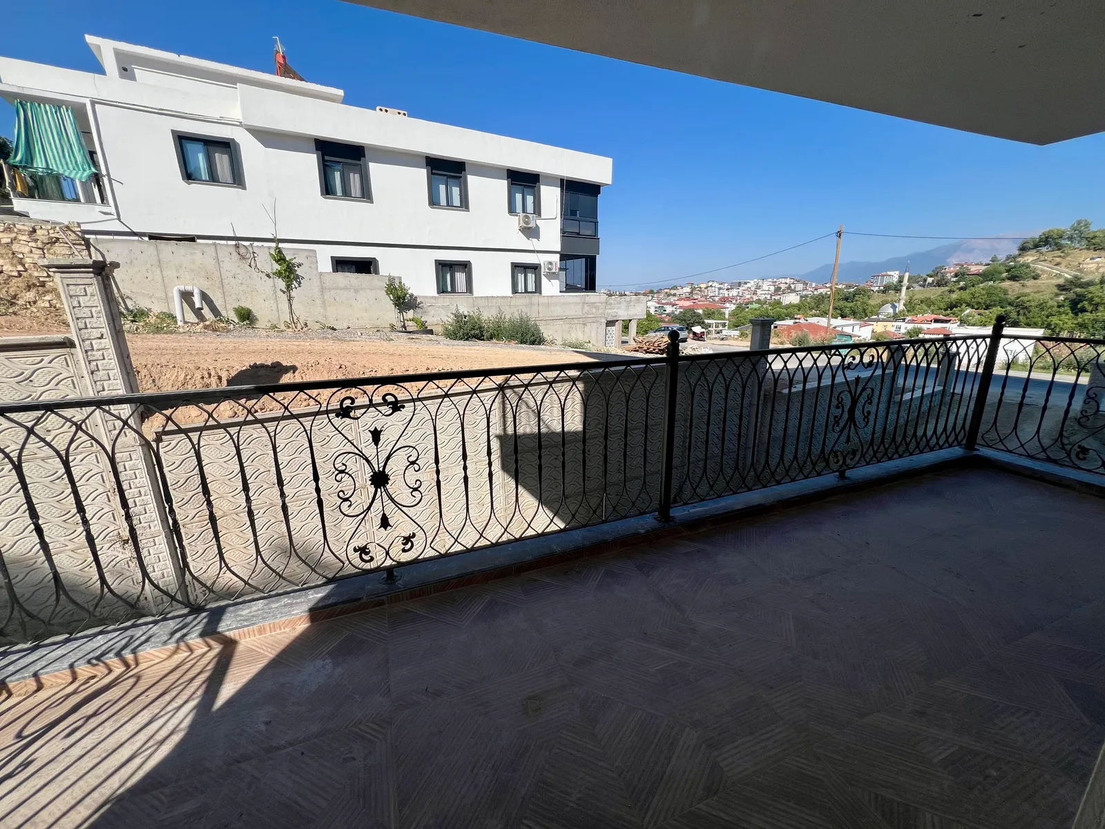 Gümüşçay’ın En Havadar Noktasında Çift Cephesi Açık: Kat ve Cephe Seçenekli Sıfır 90 m² 2+1 Daireler! küçük 12