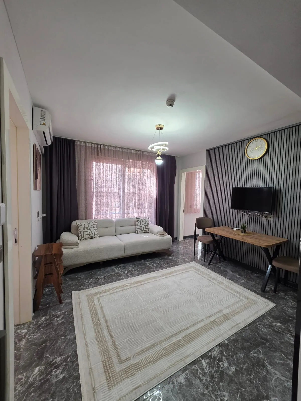 ZEYTİNKÖY MAHALLESİNDE 2+1 ARAKAT APART küçük 3