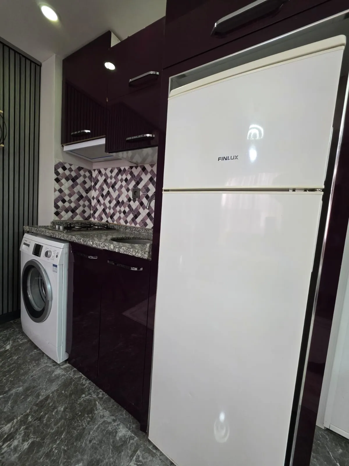 ZEYTİNKÖY MAHALLESİNDE 2+1 ARAKAT APART küçük 9