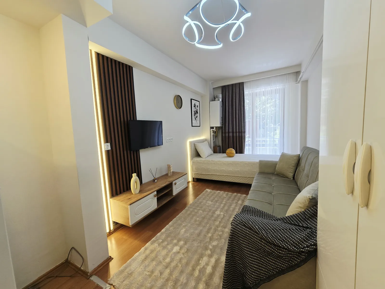 İSTİKLAL DE TEK TAPU ÇİFT APART (2 ADET 1+0 APART)