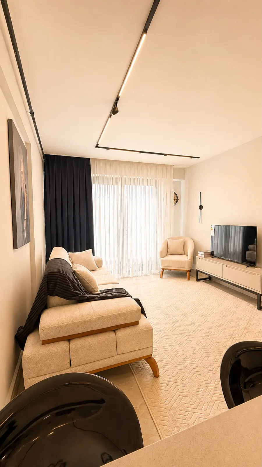BAĞBAŞINDA CADDE ÜZERİNDE 1+1 APART küçük 4