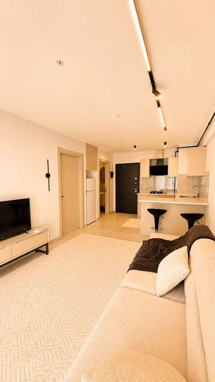 BAĞBAŞINDA CADDE ÜZERİNDE 1+1 APART küçük 5