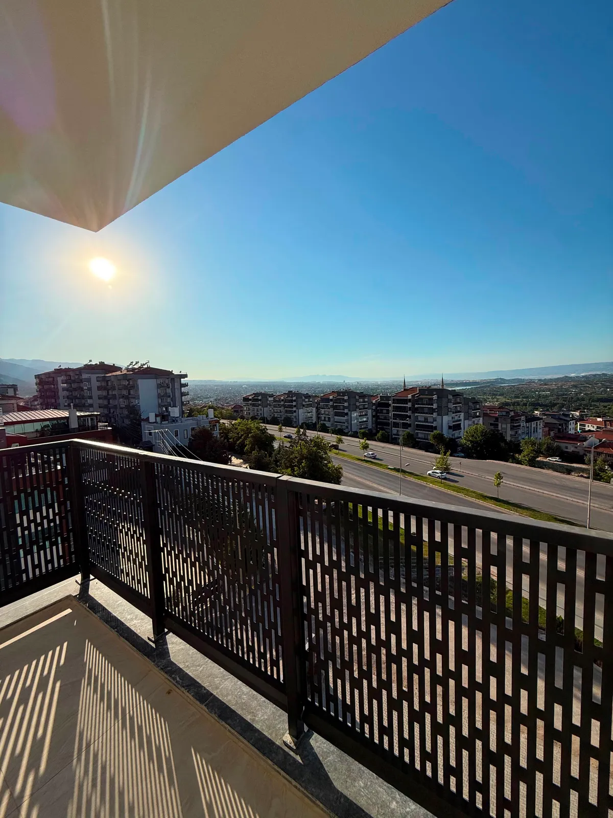 BAĞBAŞINDA CADDE ÜZERİNDE 1+1 APART küçük 13