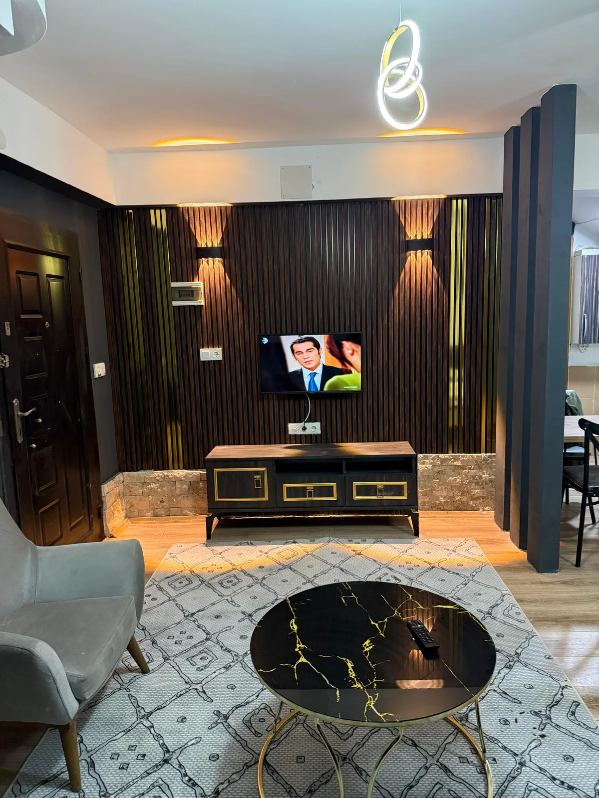 DEĞİRMENÖNÜNDE 1+1 APART küçük 3