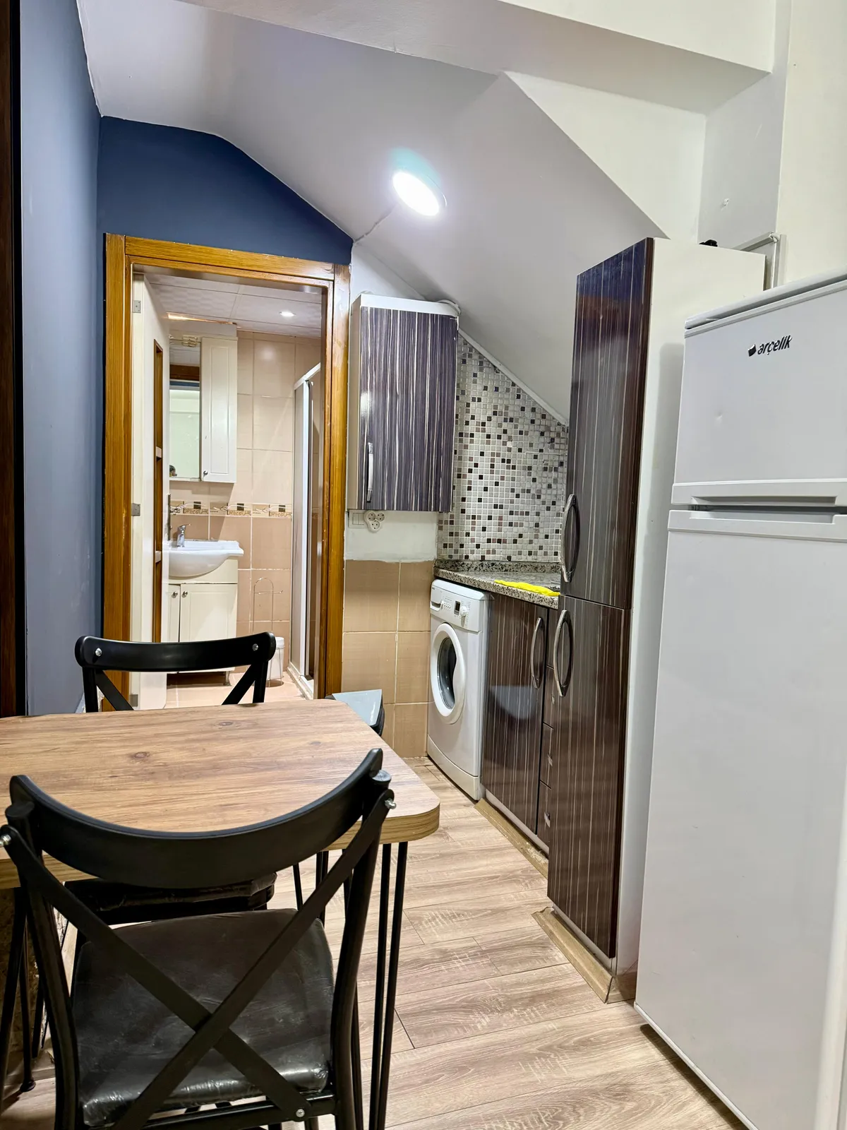 DEĞİRMENÖNÜNDE 1+1 APART küçük 6