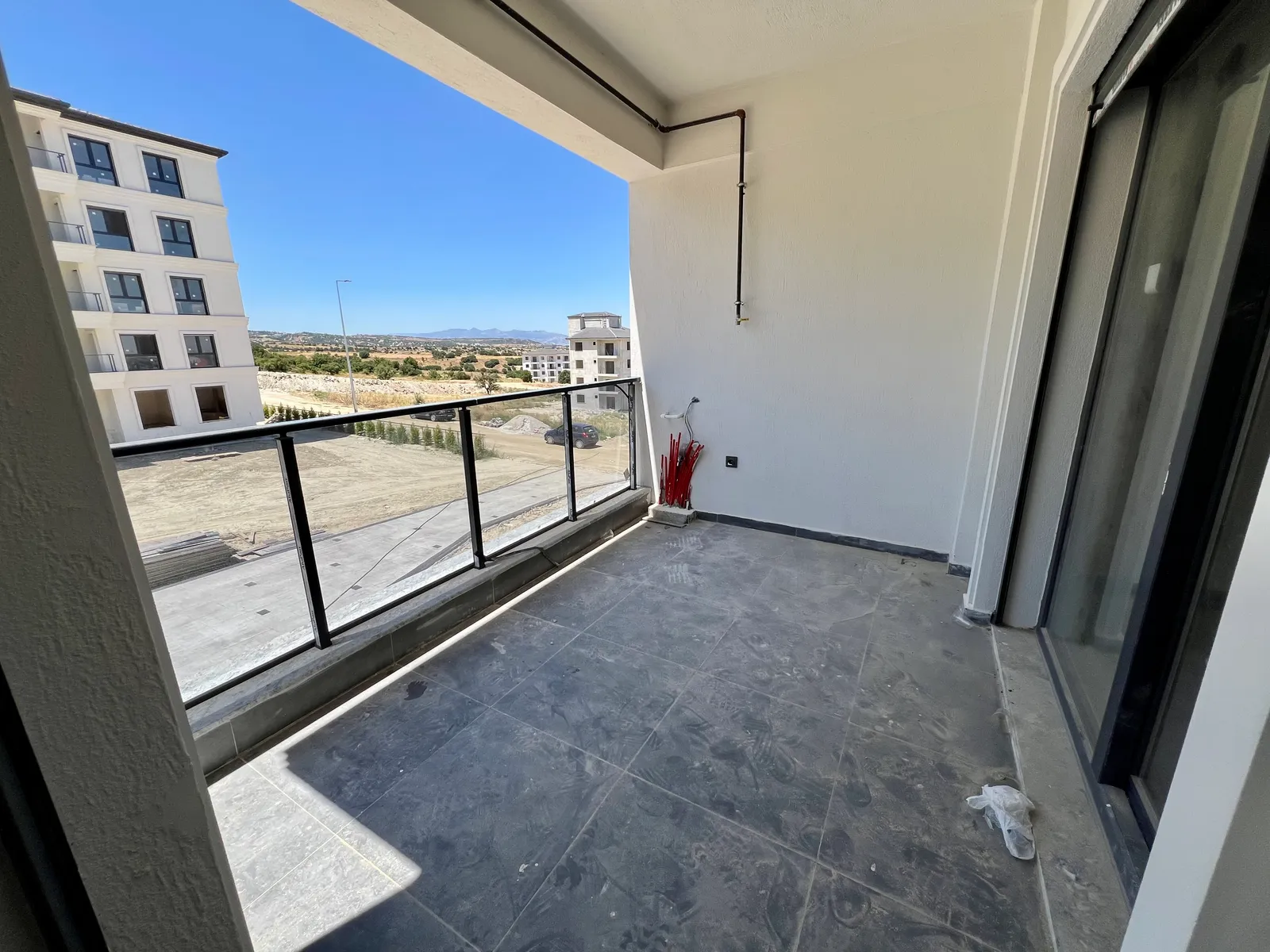  YENİ ŞEHİR HASTANESİ YAKININDA, SINIRLARI AŞAN BİR YAŞAM: ÇAKMAK-KARAHASANLI SINIRINDA RESORT KONSEPTLİ 3+1 DAİRELER! küçük 9