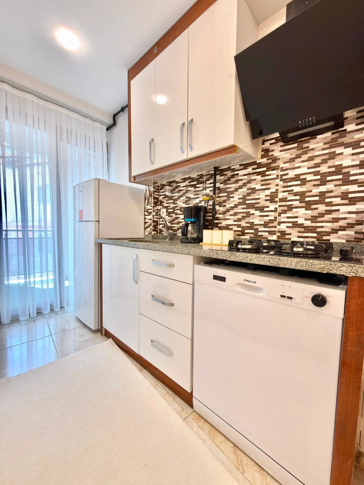 DEĞİRMENÖNÜNDE 1+1 ARAKAT APART küçük 10