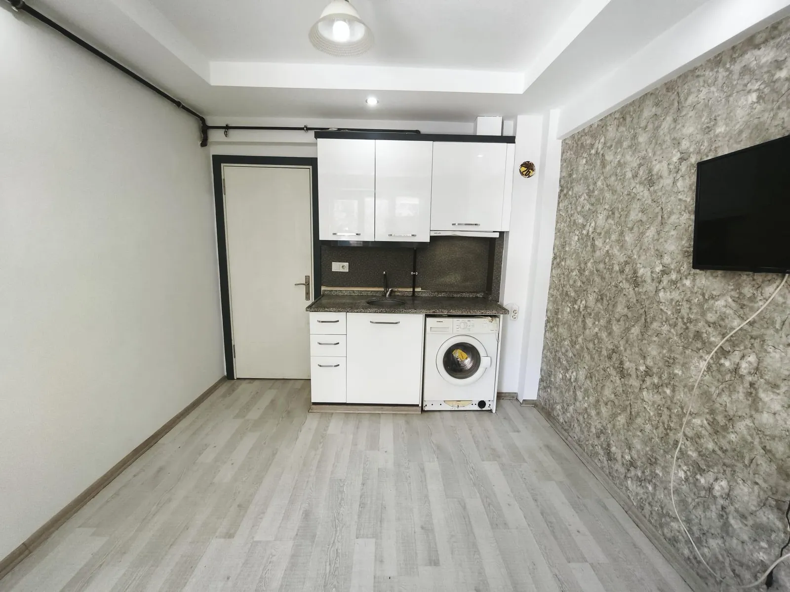 DEĞİRMENÖNÜ'NDE 1+1 APART küçük 10