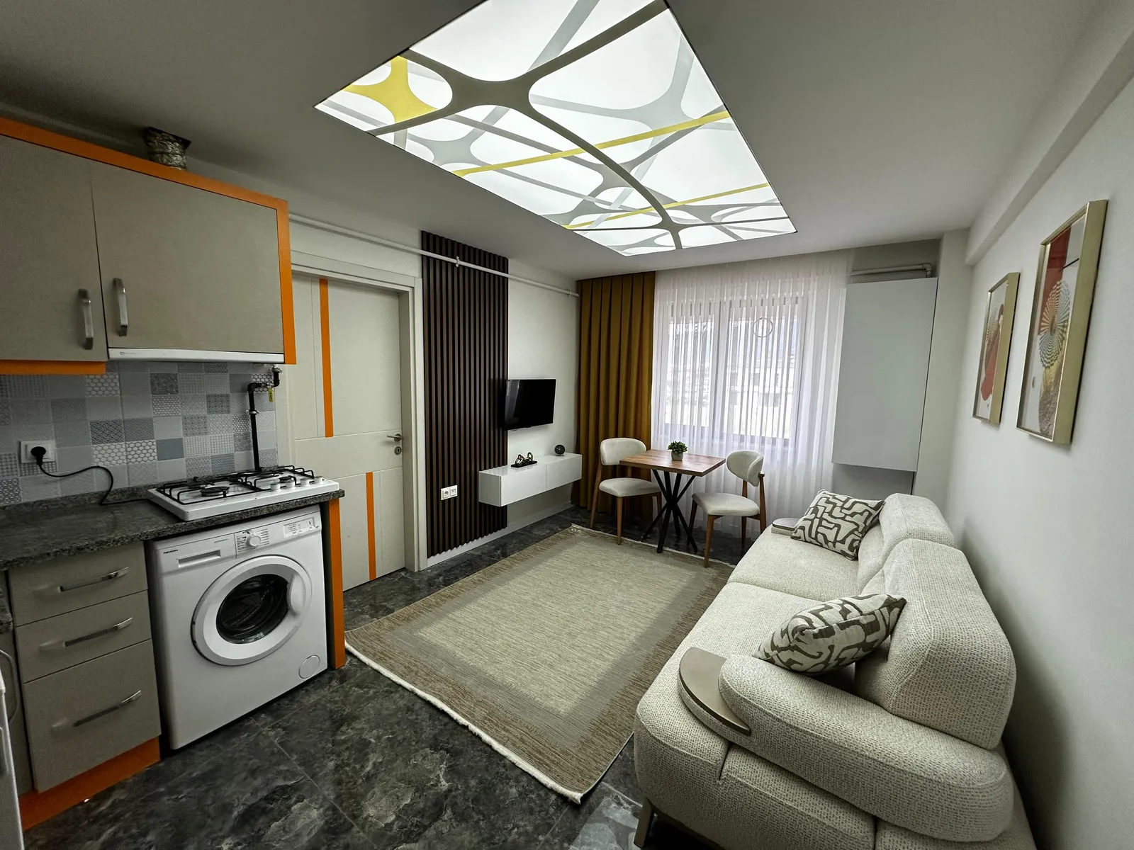 ŞİRİNKÖY'DE 1+1 APART