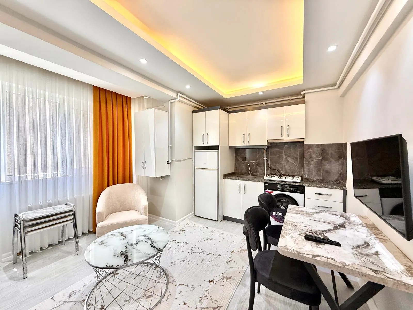 İNCİLİPINAR'DA 1+1 APART küçük 3
