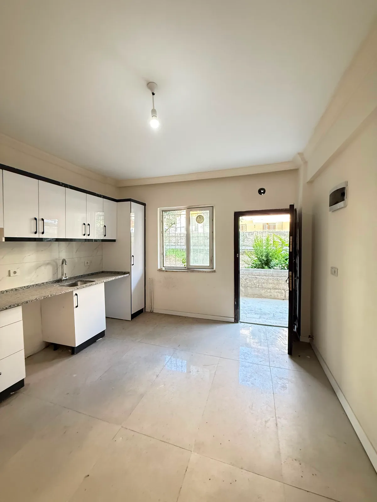 KUŞPINAR'DA 1+1 APART küçük 3