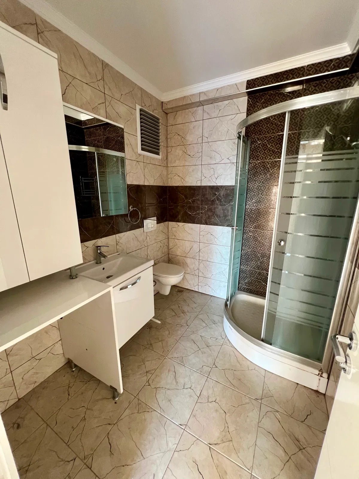 1200 Evler Mahallesinde Satılık 2+1 Daire  küçük 6