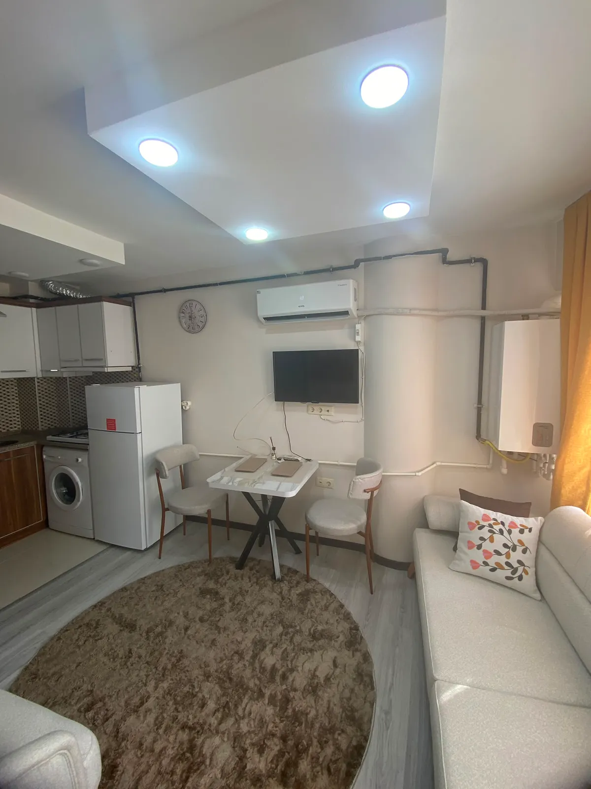 EMEK CADDESİ'NDE 2+1 APART küçük 3