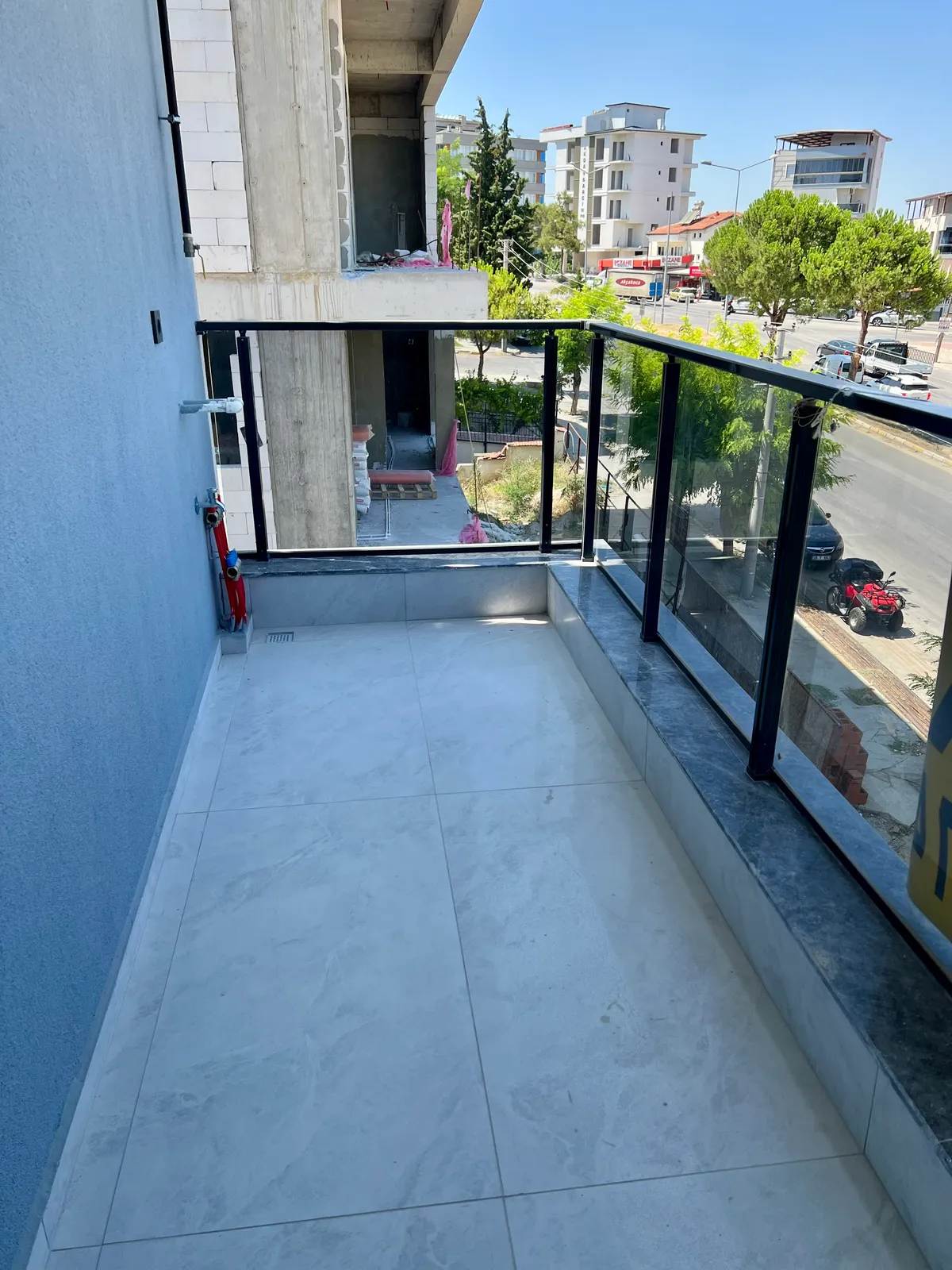 🚗 CİNKAYA CADDE ÜZERİNDE, IŞIL IŞIL DÖRT CEPHESİ AÇIK YENİ NESİL YAŞAM! küçük 5