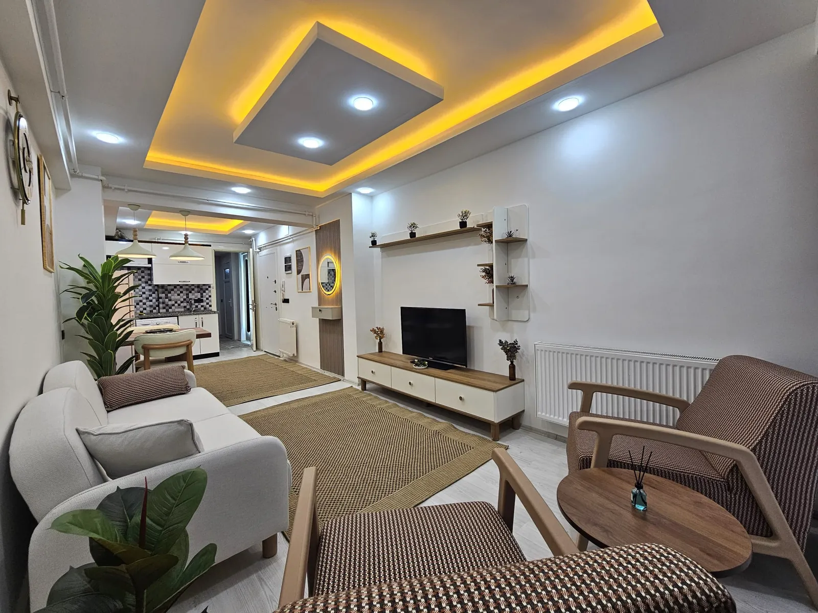 FESLEĞEN MAHALLESİNDE 1+1 APART küçük 3