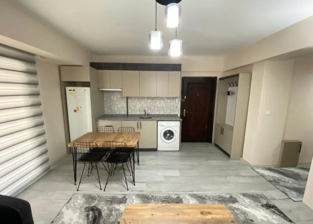 KINIKLI'DA 2+1 APART (DEPOZİTOSUZ) BALKONLU küçük 4