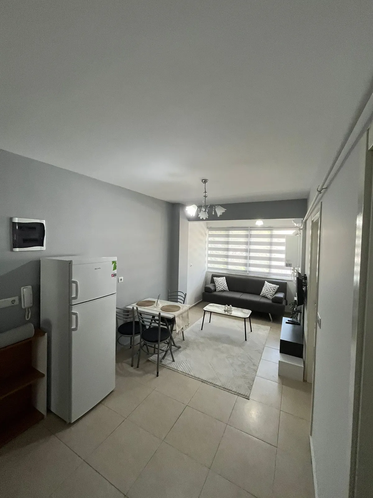 KINIKLI'DA 2+1 KİRALIK APART