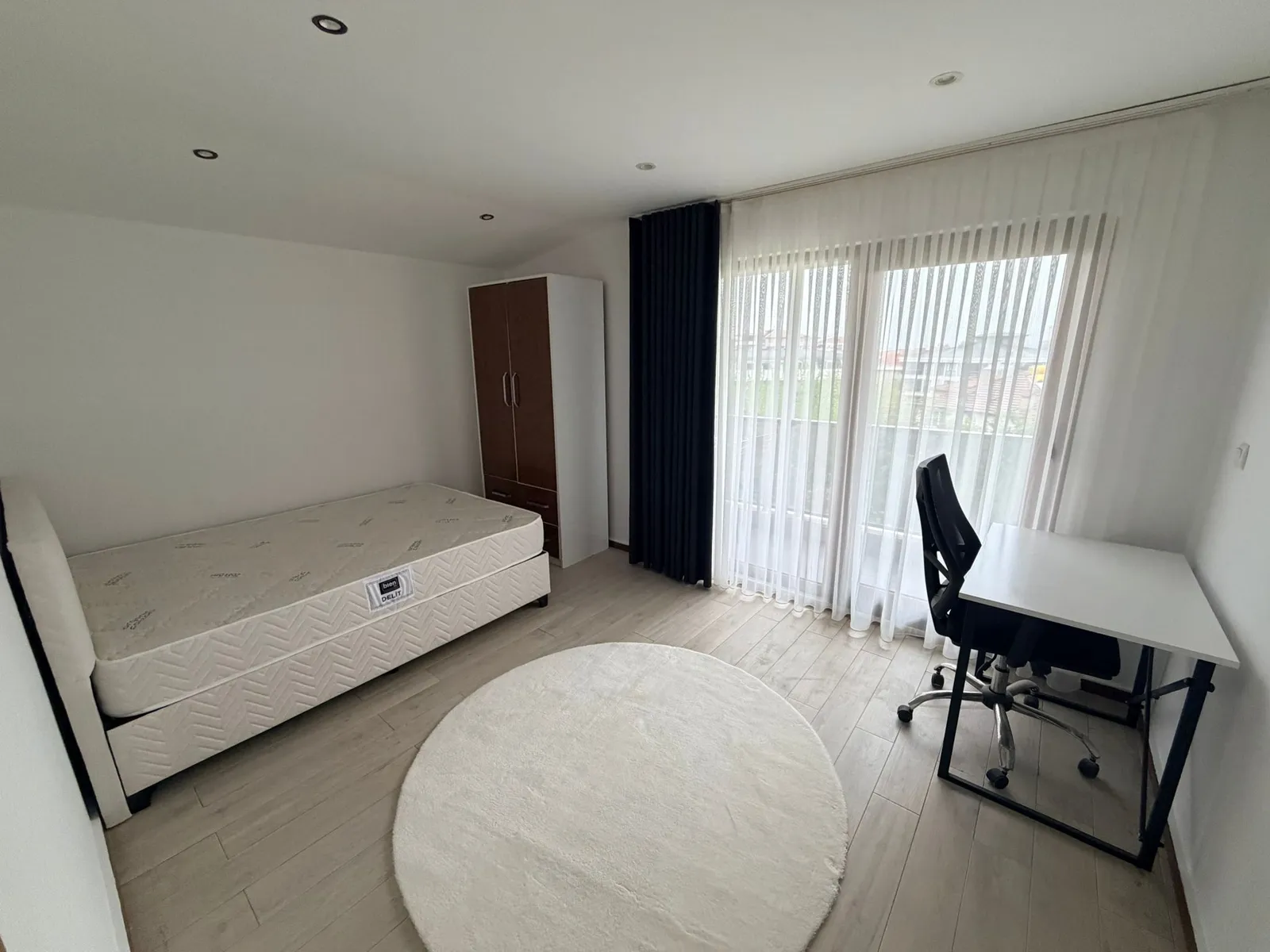 ZEYTİNKÖY'DE 1+1 APART küçük 5