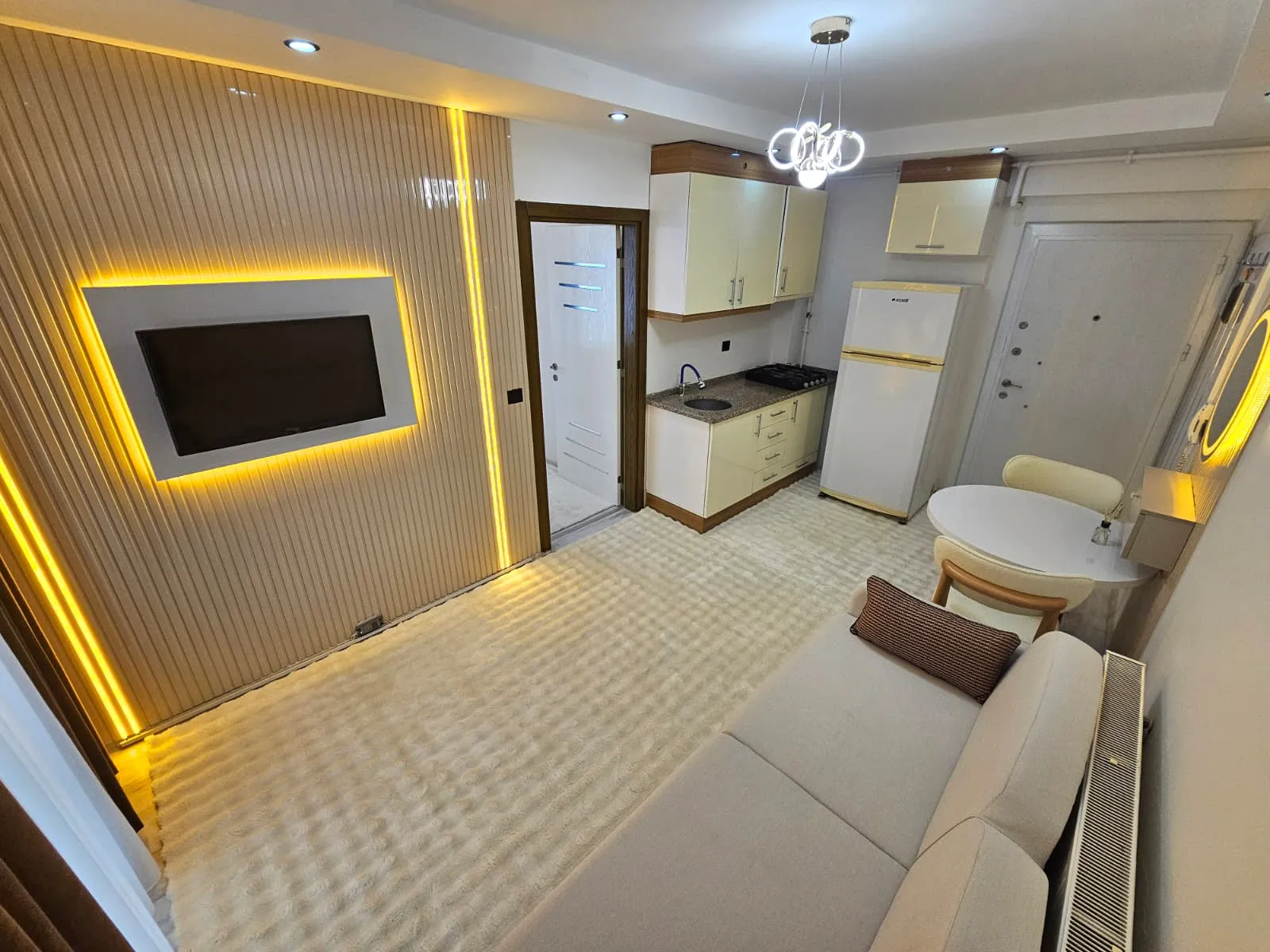 DEĞİRMENÖNÜ MAHALLESİ'NDE 1+1 APART küçük 3