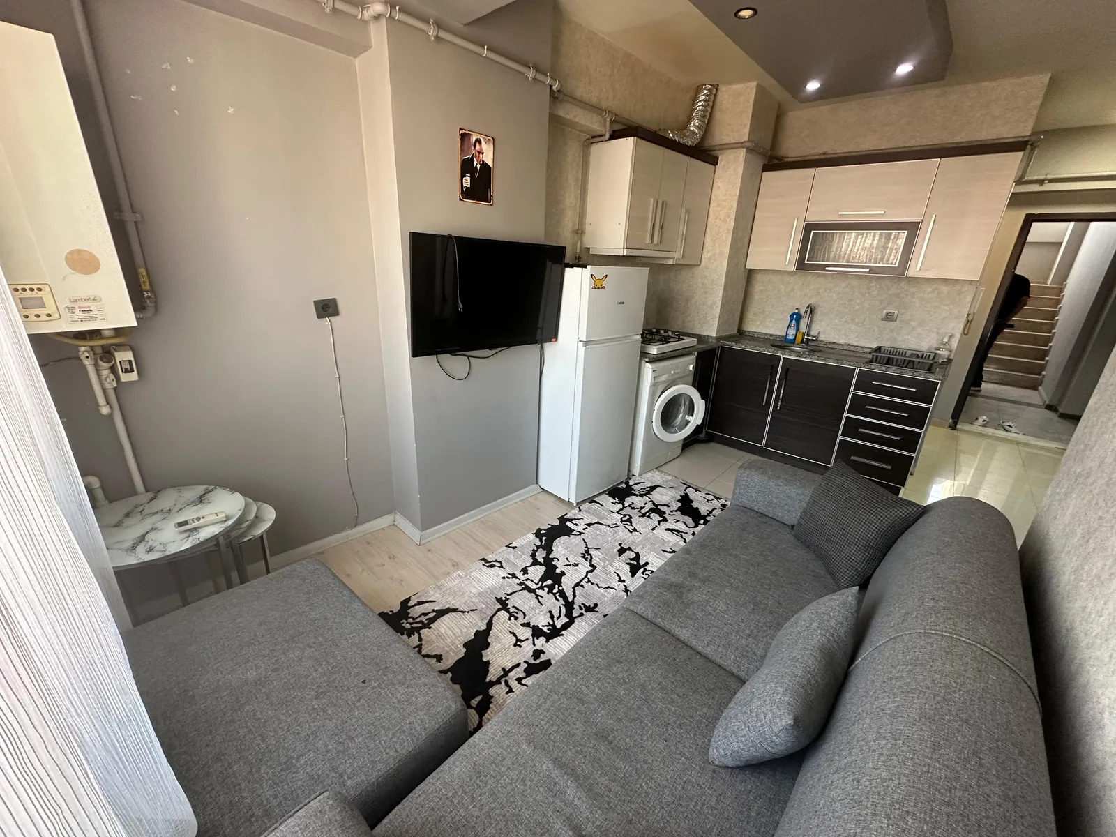FESLEĞEN MAHALLESİ'NDE 1+1 APART küçük 2