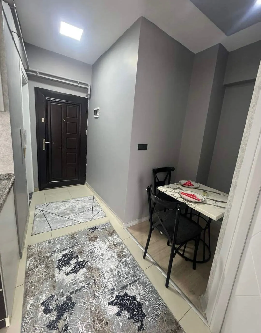 FESLEĞEN MAHALLESİ'NDE 1+1 APART küçük 8