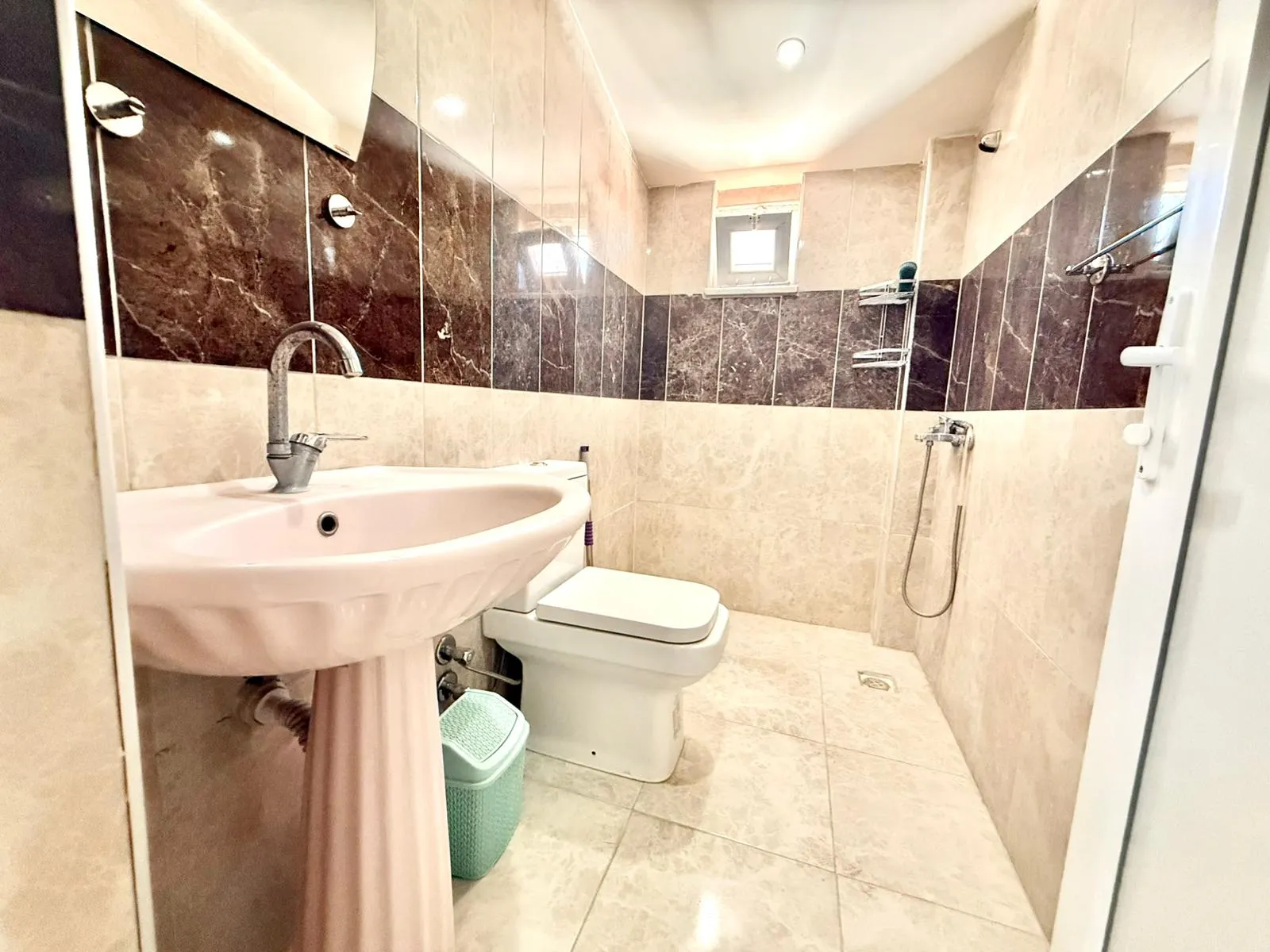 ZEYTİNKÖY MAHALLESİ'NDE 1+1 APART küçük 9