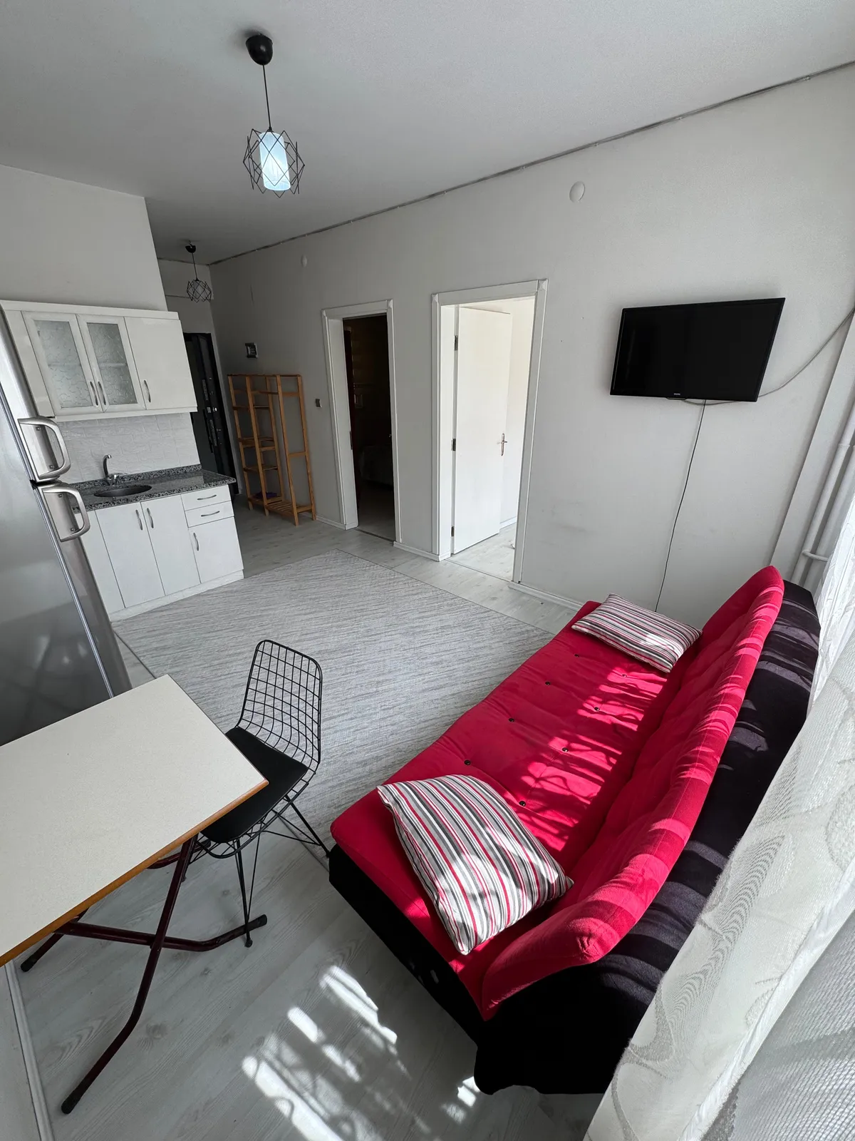 **Asmalıevler Cadde Üstü 2+1**