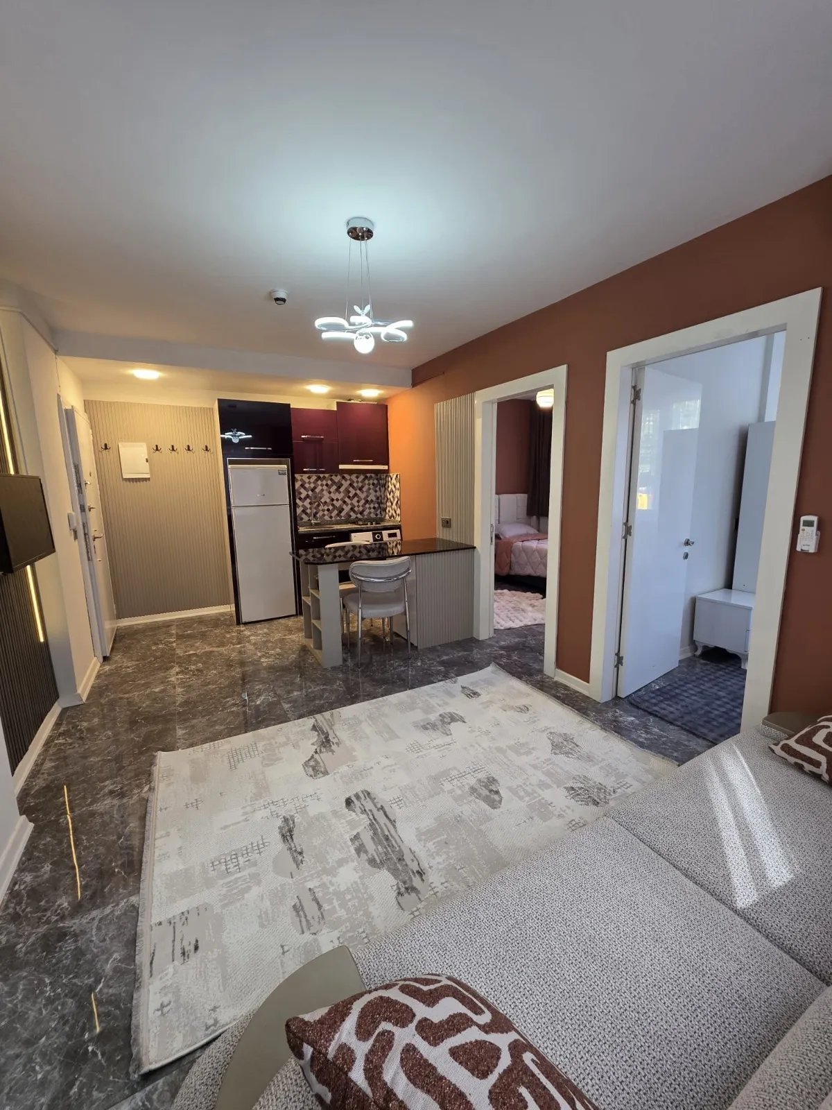 ZEYTİNKÖY MAHALLESİ'NDE 2+1 APART küçük 3