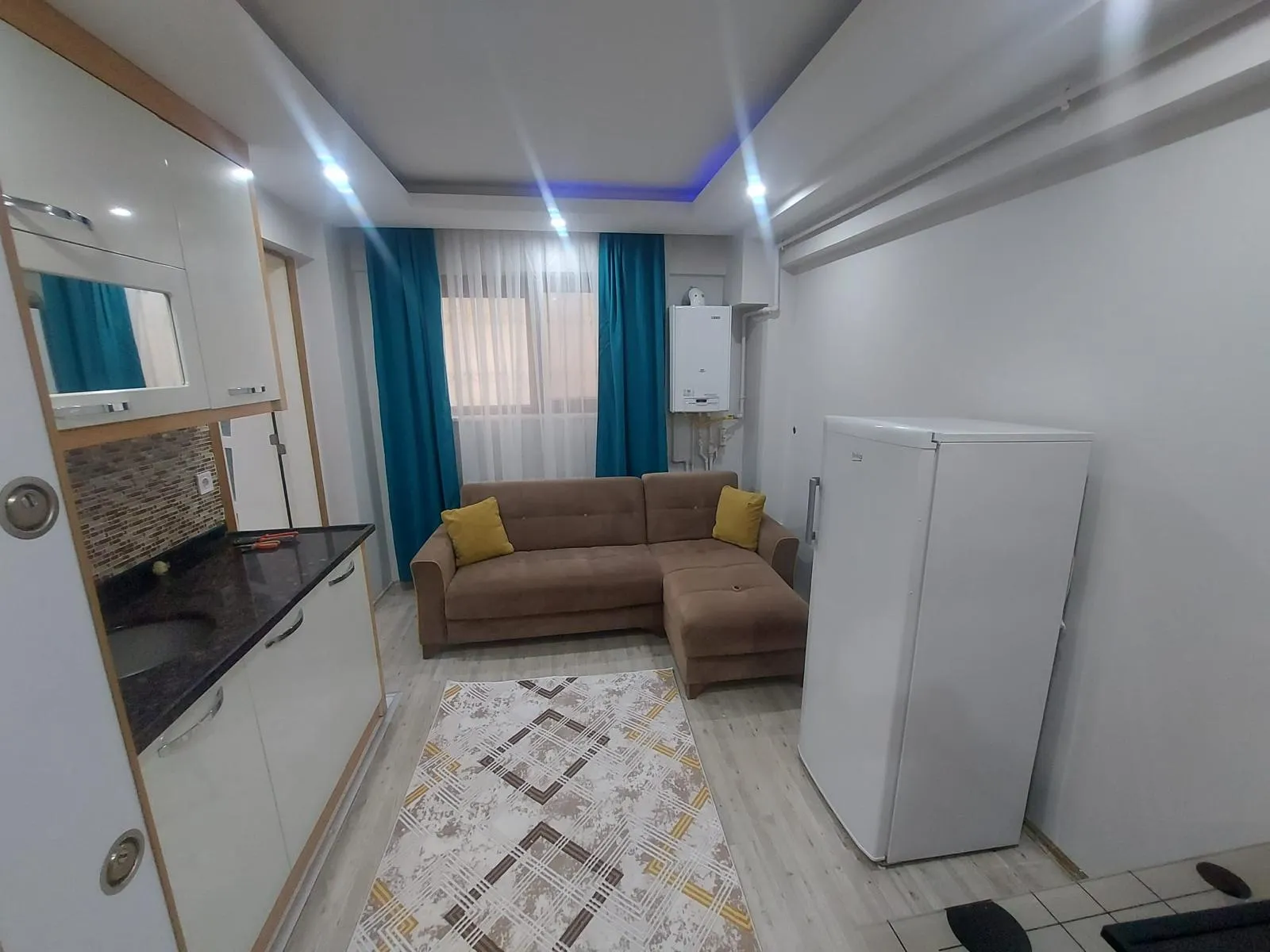 İNCİLİPINAR MAHALLESİ'NDE APART
