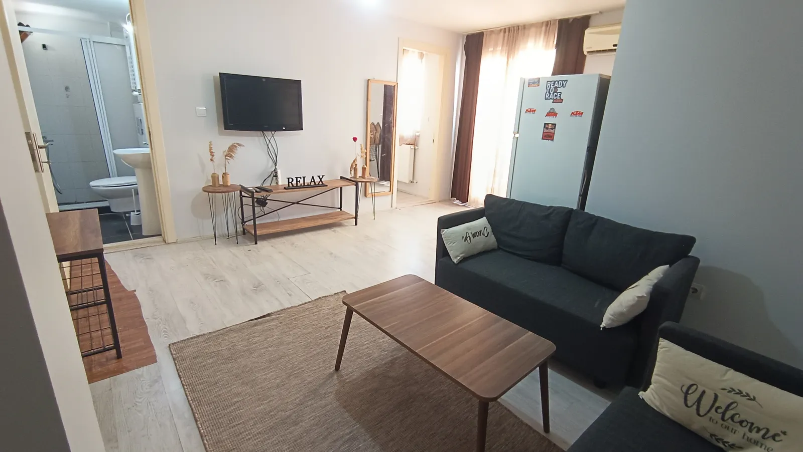 KINIKLI'DA 1+1 OKUL KARŞISI küçük 2