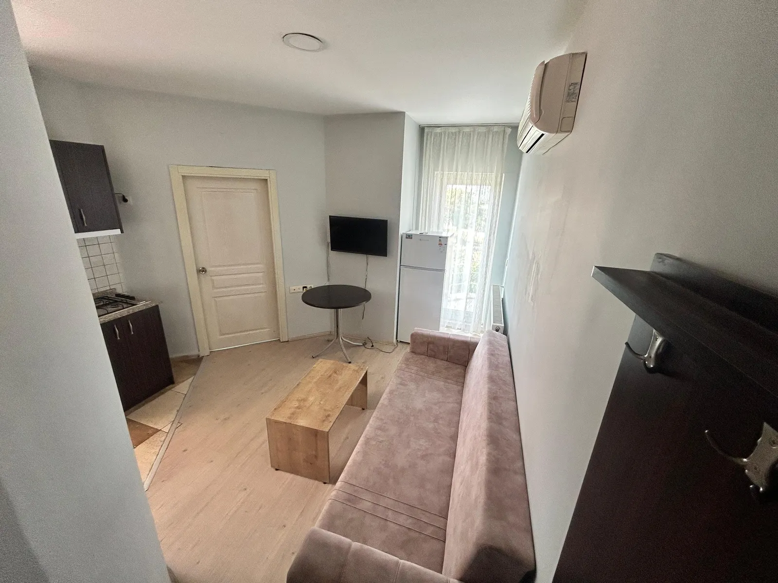 ASMALIEVLER'DE 2+1 APART (KLİMALI) BALKONLU küçük 2