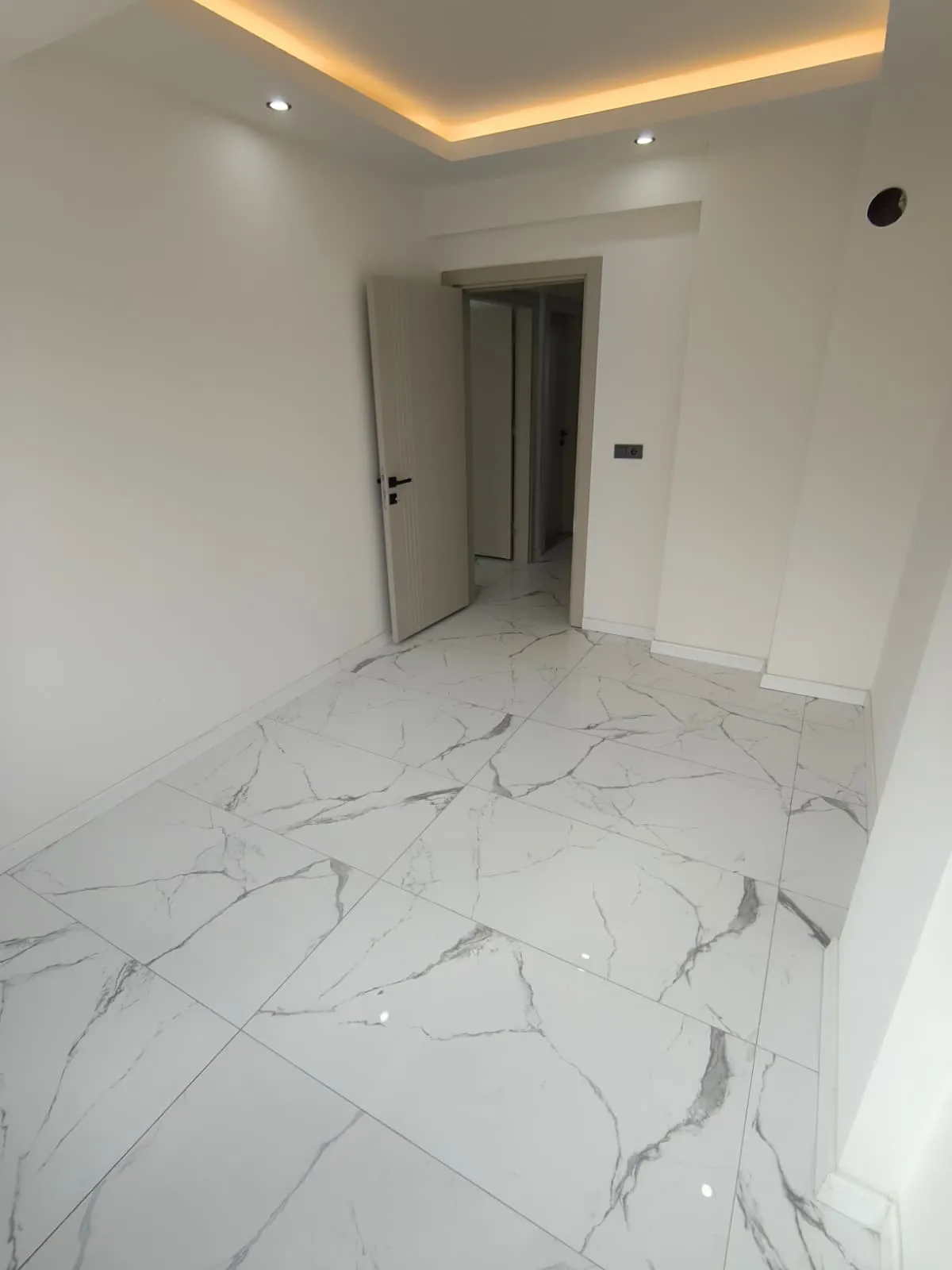 SIRAKAPILAR MAHALLESİ  küçük 6