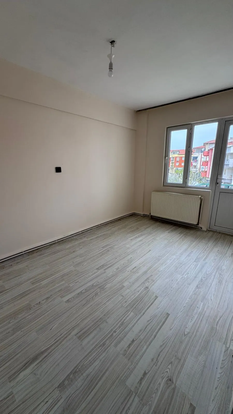 KINIKLI SİTELER'DE SATILIK 2+1 küçük 3