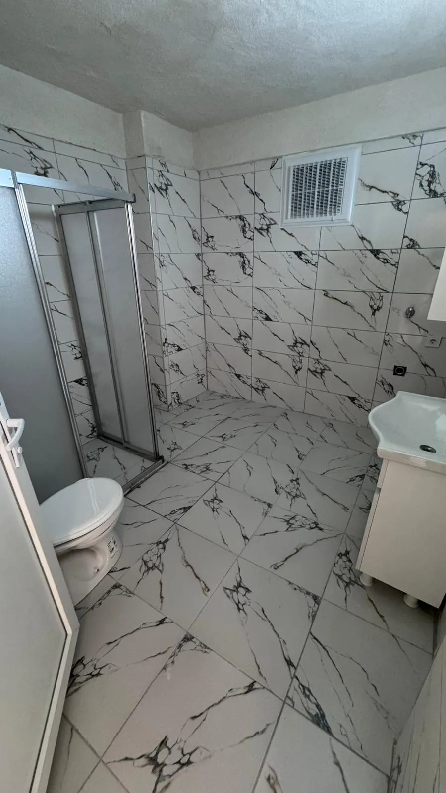 KINIKLI SİTELER'DE SATILIK 2+1 küçük 12