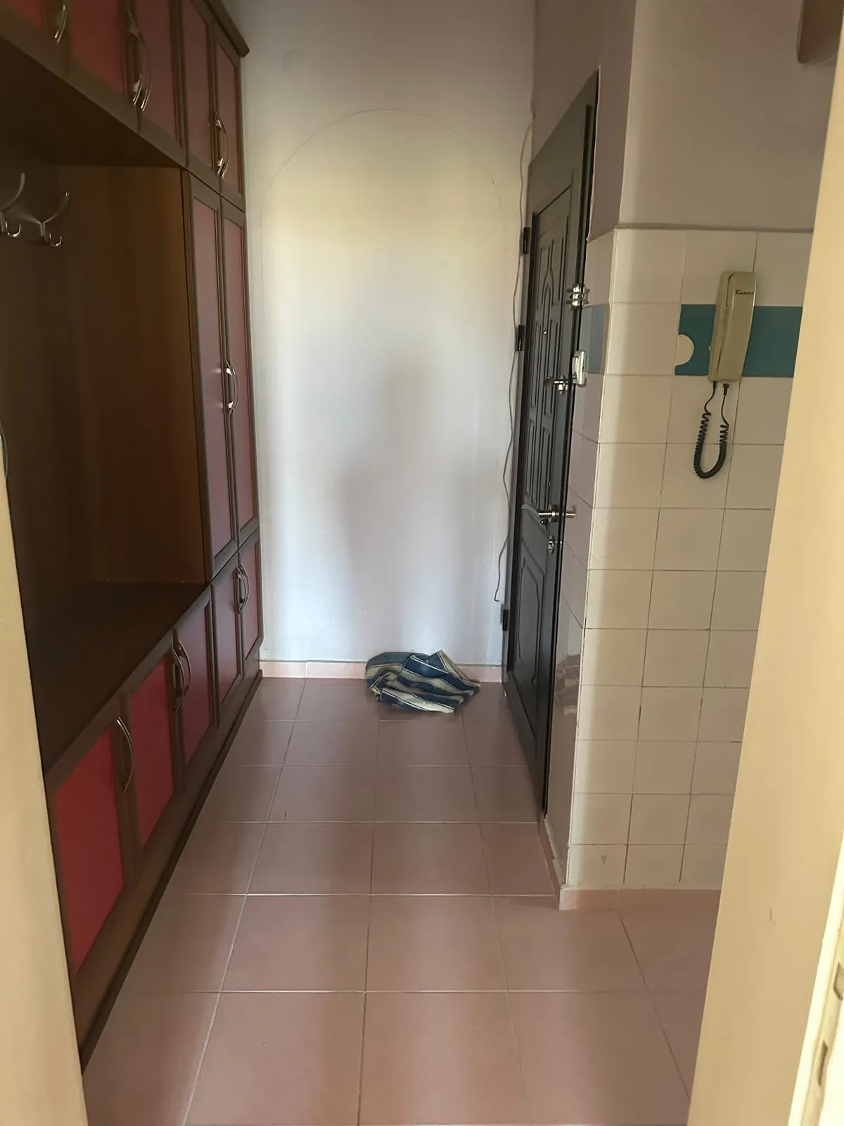 SIRAKAPILAR MAHALLESİ'NDE 2+1 SATILIK  küçük 9